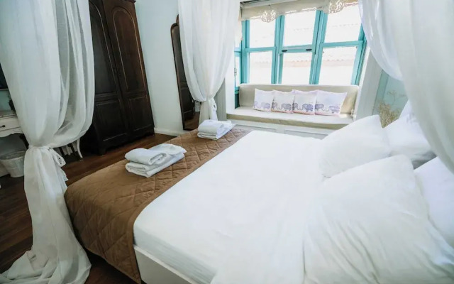 Beyaz Kapı Boutique Hotel