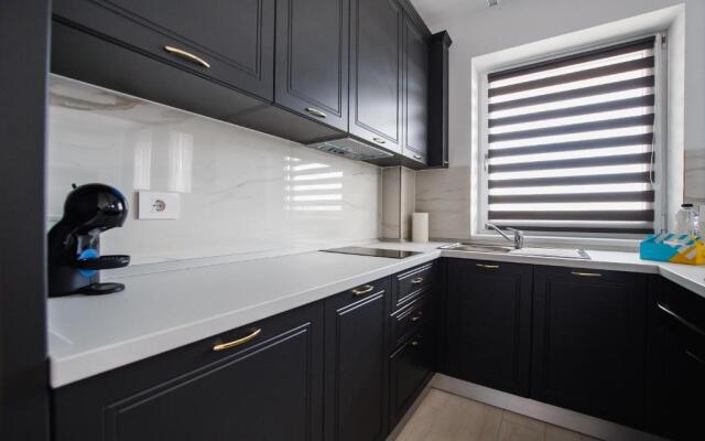 No. 11 - The Penthouse in City Center