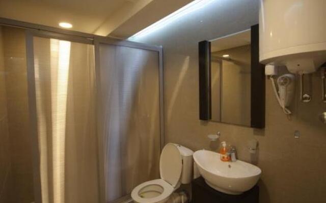 Agent Lux Apartments