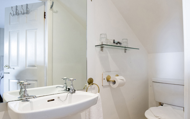 Arden Guest House, Craigmillar Castle Edinburgh