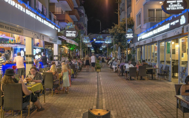 Kleopatra Bavyera Hotel