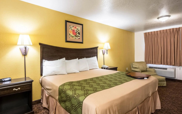 Econo Lodge Inn & Suites Searcy
