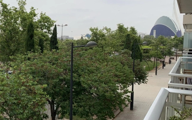 Art and Sciences view luxury apartment