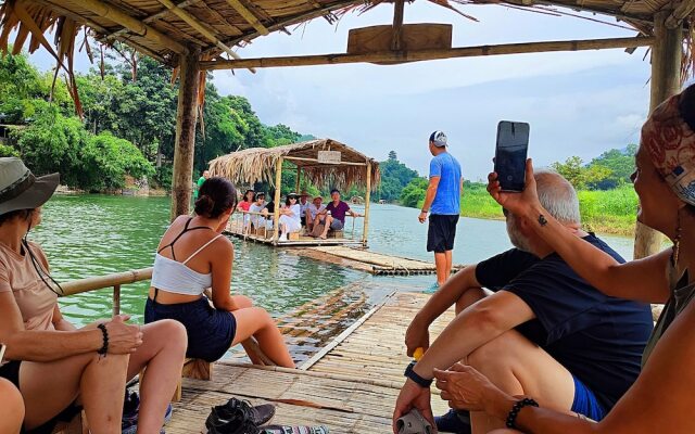 Pu Luong Riverside Lodge