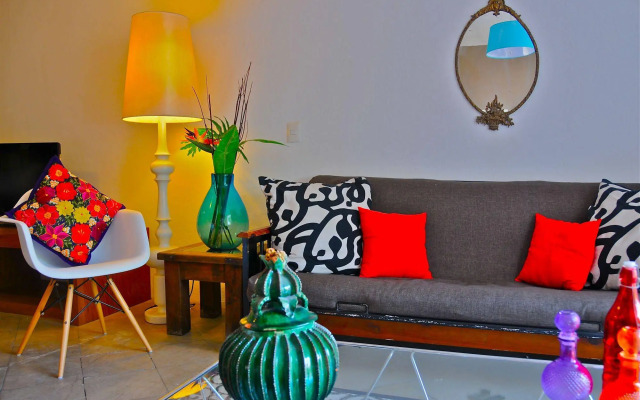 Villa Mercedes Petit Hotel