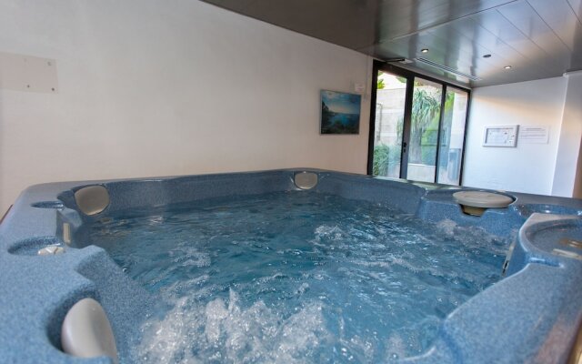 Stylish Townhouse - RESORT facilities