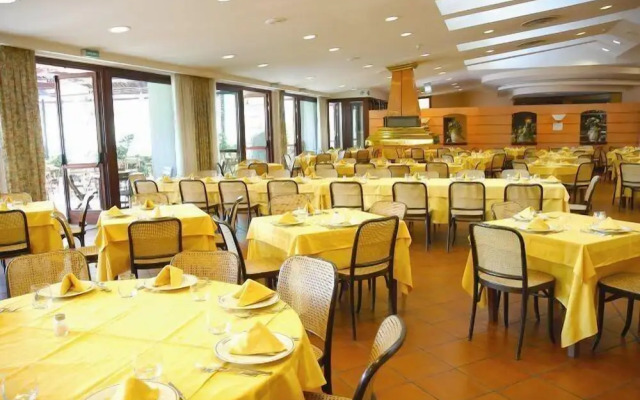Hotel Serino