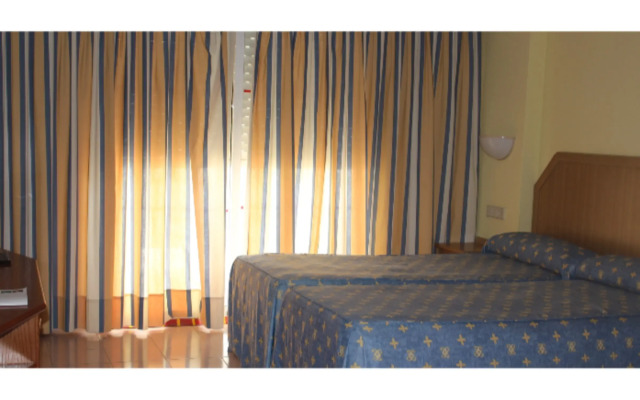 Hotel AR Roca Esmeralda & Spa