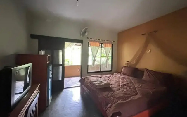 Petpumok Wangnamkhiao Hotel