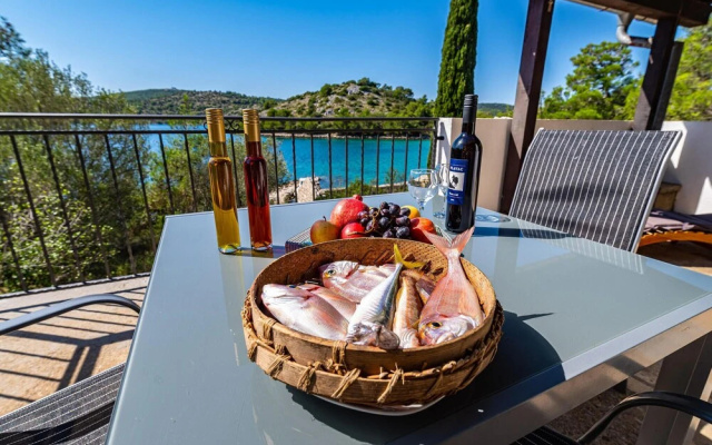 Nice Home in Sali With 2 Bedrooms and Wifi