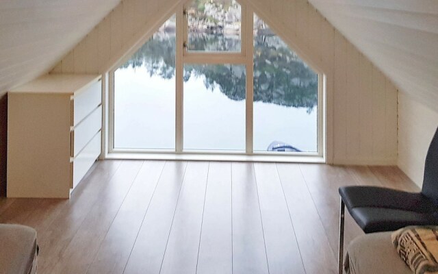 10 Person Holiday Home in Urangsvåg