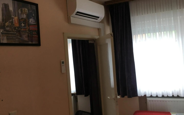 One-bedroom Apartment near Atomium