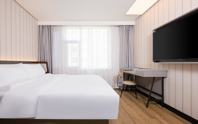 HanTing Hotel (Jincheng Zezhou Road Guomao)