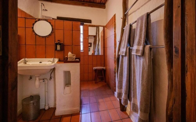Eningu Kalahari Lodge cc