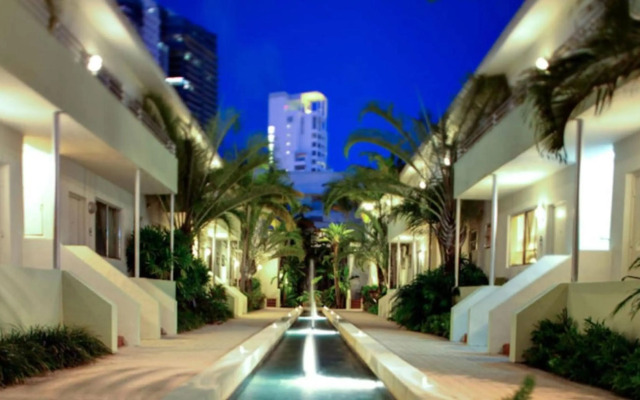 Dorchester Miami Beach Hotel & Suites