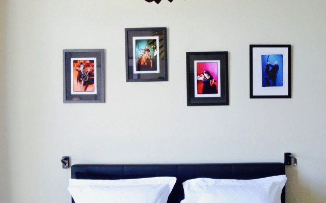 Rock Lobster City Lodge