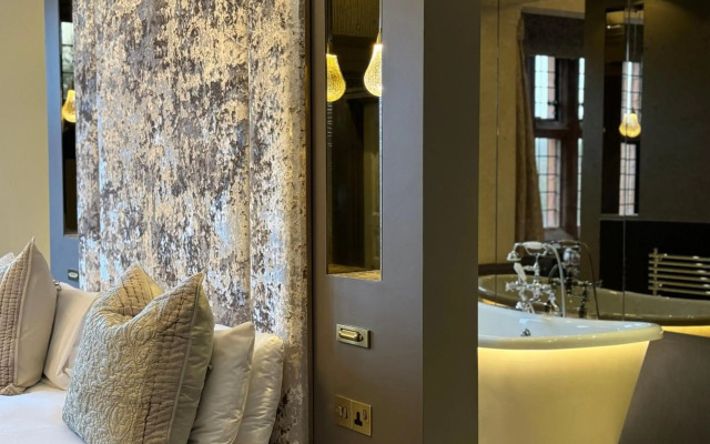 Abbey House Hotel