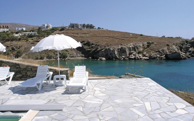 Amazing Home in Ampela, Syros With 6 Bedrooms and Outdoor Swimming Pool