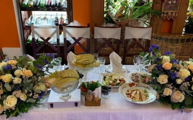 Taverna Lisya Nora