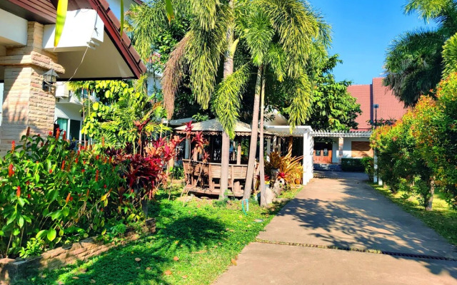 Thongpaeka Hotel