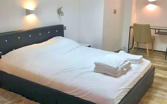 LITTLE PLAZA Appart'Hotel