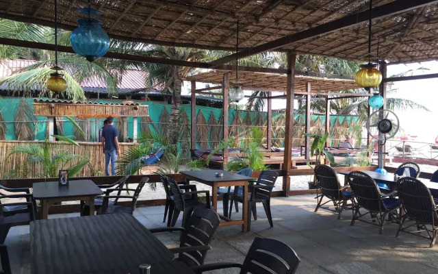 Shaan Coco Palms Beach Resort