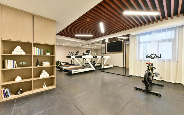 Atour Hotel（Beijing International Trade Red Scarf Bridge）