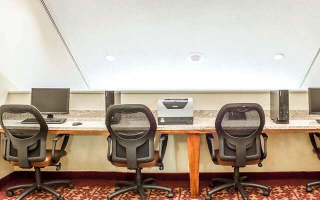 Comfort Inn Fayetteville near Fort Bragg