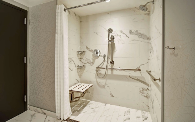 Embassy Suites by Hilton Santa Clara Silicon Valley