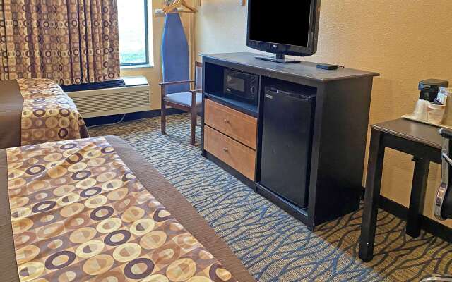 Quality Inn Lees Summit - Kansas City