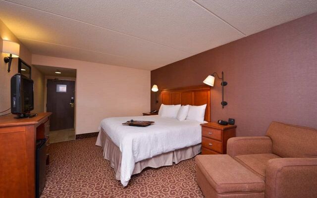 Hampton Inn Pittsburgh-Mcknight Rd.