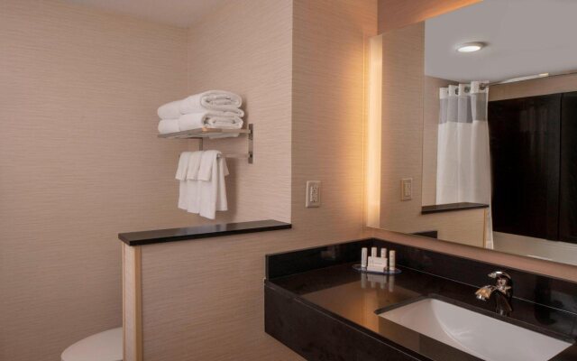 Fairfield Inn & Suites Batesville