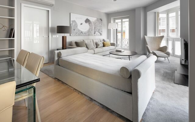 Easo Suite 7 Apartment by Feelfree Rentals