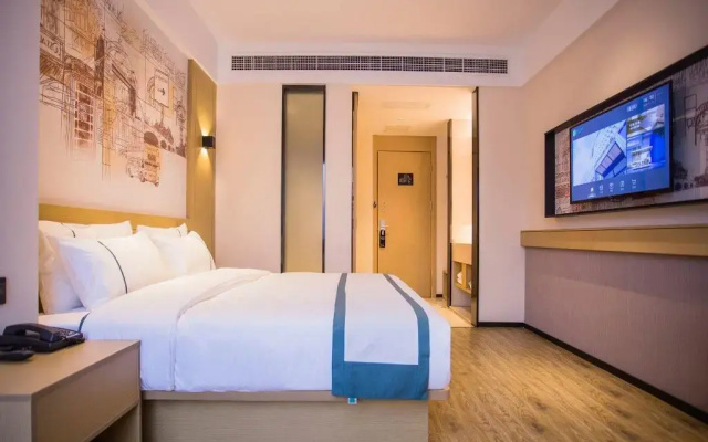 City Comfort Inn Hotel (Baoding Railway Station)