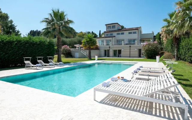 Villa Bianca 10 Emma Villas