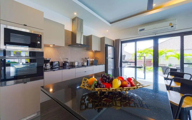 Modern 3 Bedroom Private Pool Villa -ML7