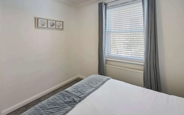 Host Stay Farm Road
