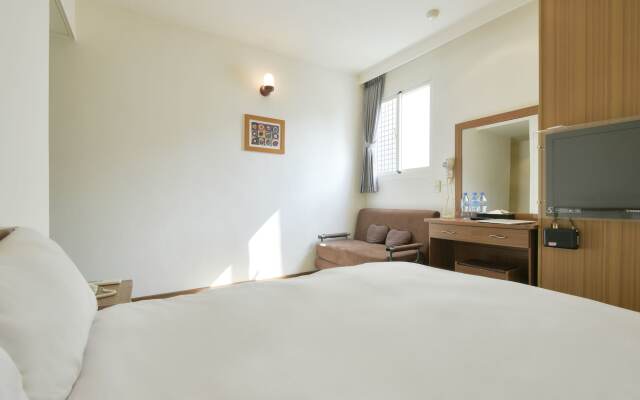 Raise Hotel Taichung