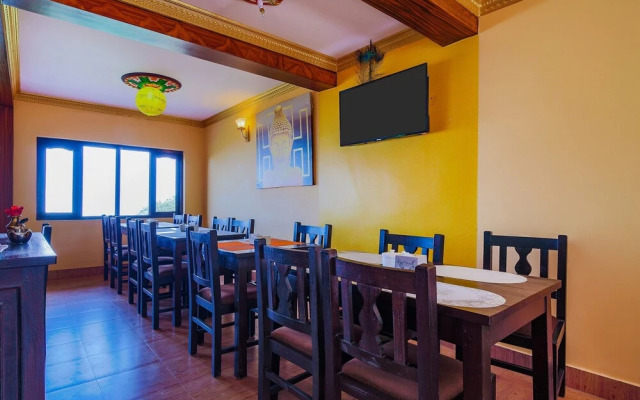 OYO 321 Hotel Everest Window View