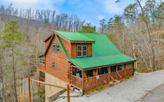 Glori's Retreat