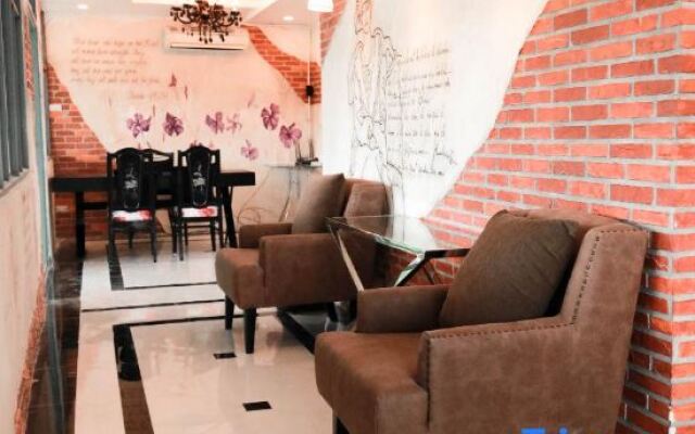 RoomQuest Bangkok Sukhumvit 107