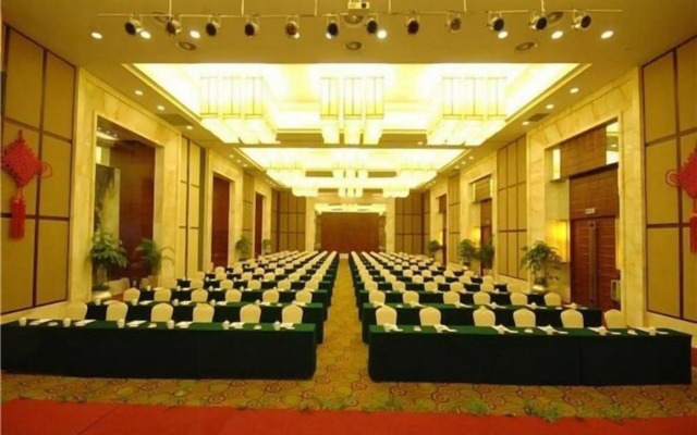 Jin Jiang Royal Palace Hotel
