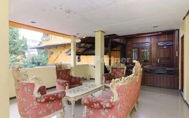 Wisma 24 at Hankam Puncak RedPartner