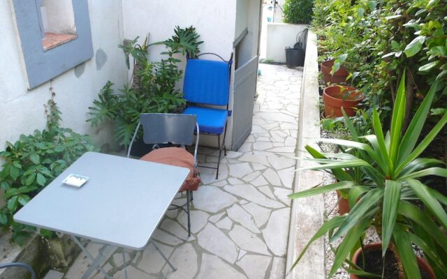 Le patio des Mimosas