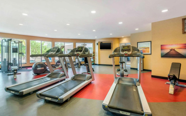 Cambria Hotel Ft Lauderdale, Airport South & Cruise Port