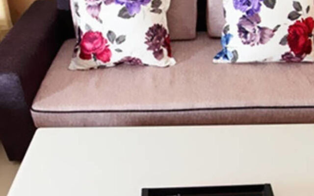 Sweetome Vacation Rentals (Daming Lake, Shimao Plaza)