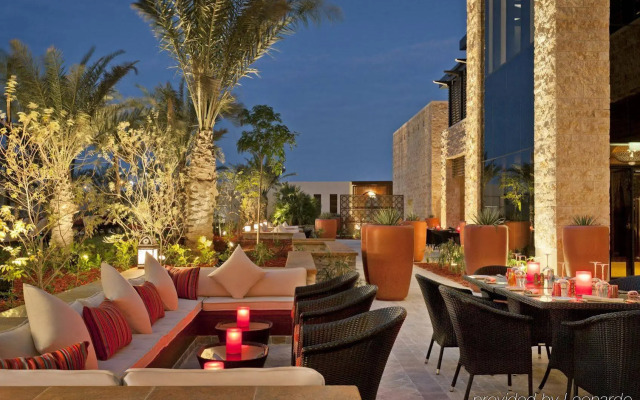 VOGO Abu Dhabi Golf Resort & Spa