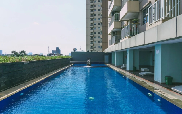Comfy And Nice 1Br At Belmont Residence Puri Apartment
