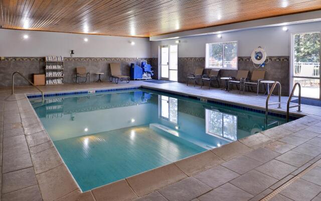 Best Western Ottumwa Inn & Suites