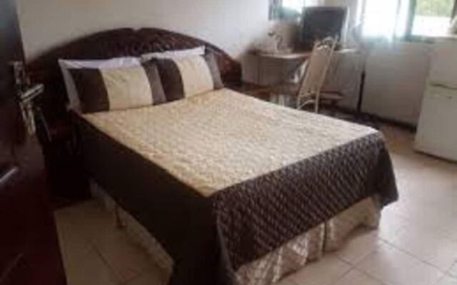Providence Teez Lodge